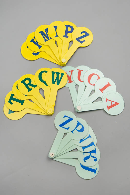 Віяло "Англійські літери" 200-150А